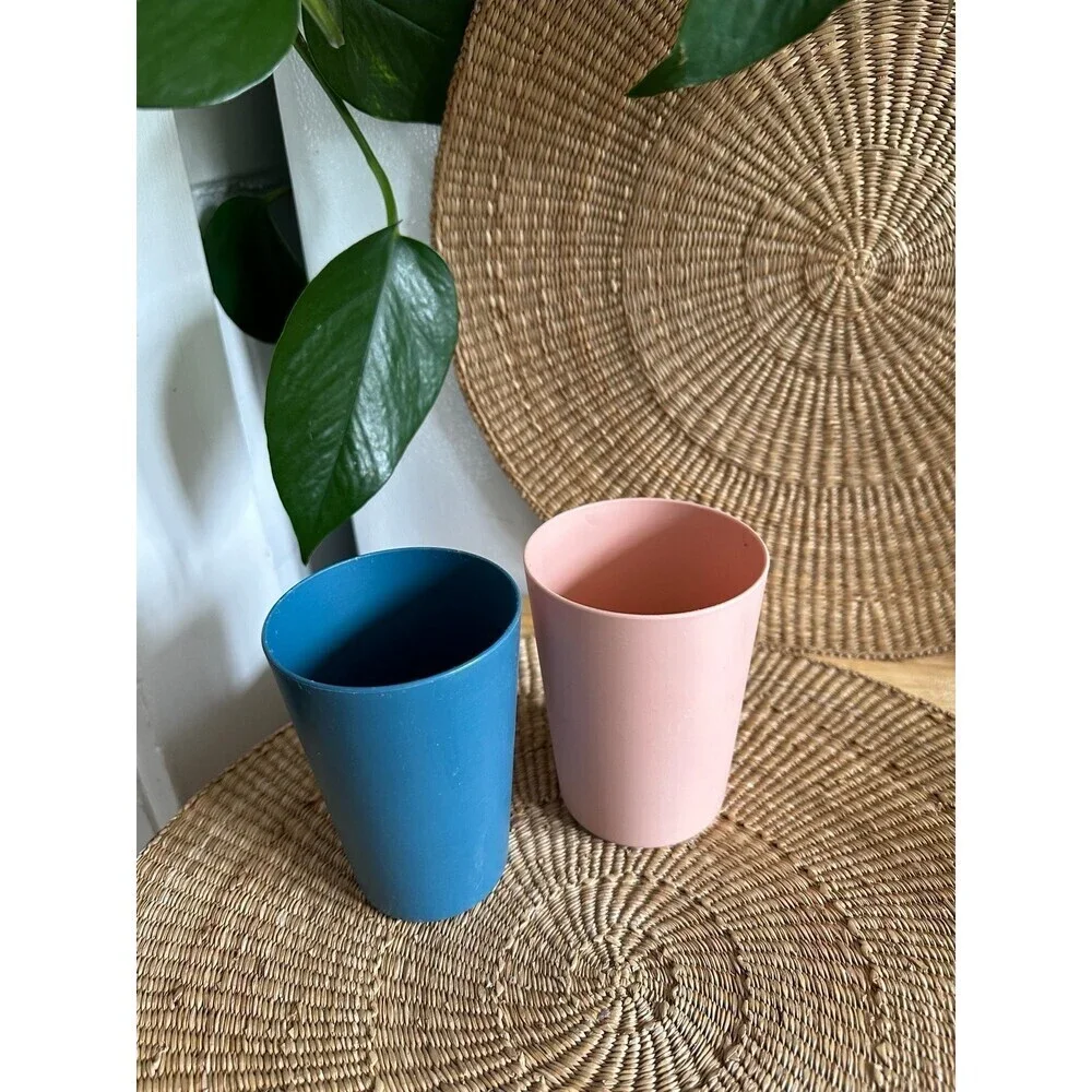 Mainstays Hard plastic blue & pink cups